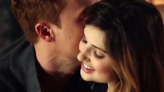 Hostel kız erkek arkadaşıyla seks yapıyor