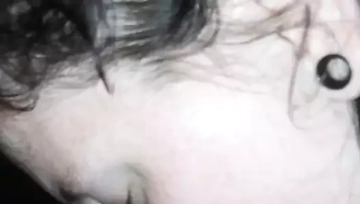 beyaz fahişe tapıyor horoz