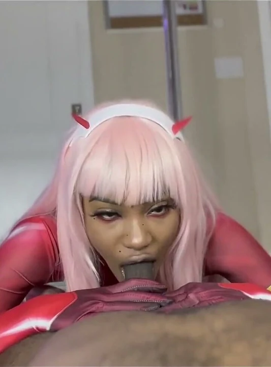 Zenci sıfır iki cosplay yolculuğu
