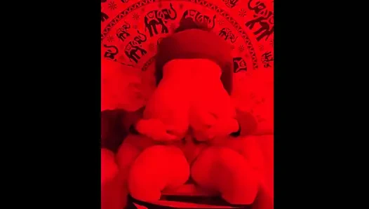 Bana çok ıslak biniyor ve orgazm oluyor