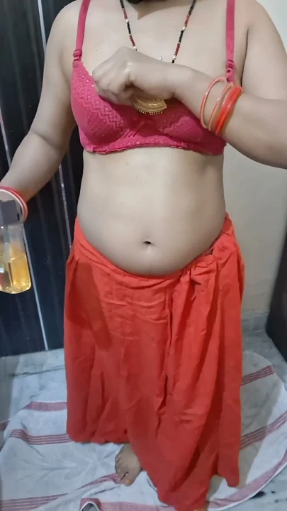 Bengali Bhabhi's Sexy Massage Video Cock Will Stand Up After Seeing You | Clip 1