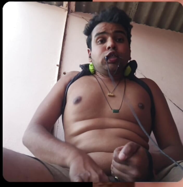 At watching hard fucking Threesome video I masterbate myself until my liquid came