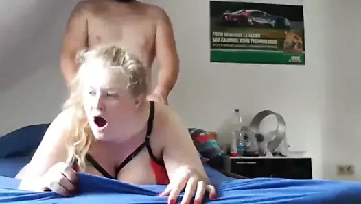 En iyi arkadaş sikikleri benim dik kız