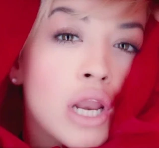 Rita Ora Loop #5