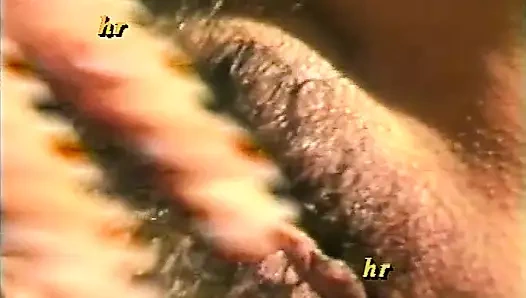 İnanılmaz düzenlenmemiş 90'ların porno videosu #10 - İtalyan seks