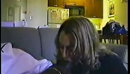 Hepsini boğazına alıyor