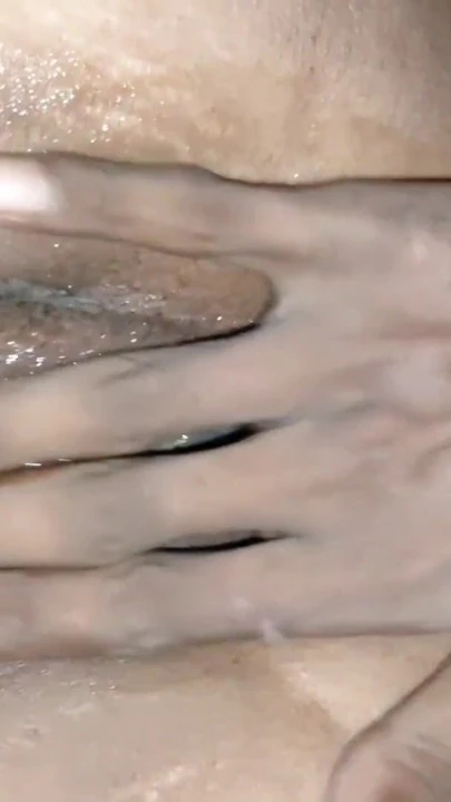 Hintli kız arkadaş erkek arkadaş oyo seks fışkırtıyor 3 kez sert sıkı amcık hintçe seks, desi güzel Hintli kız sıkı amcık sikişi mms xxx | Klip 1