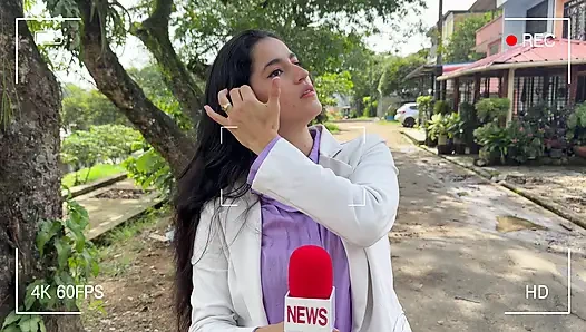 Muhabir yeni haberi haber için götünü sunuyor! Sert seks!