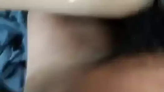 Bir arabanın içinde Musthi