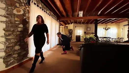 Dominatrix sahibe April - ayaklarının altında bir hayat bölüm 1