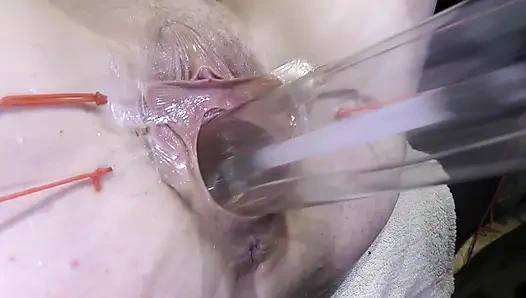 Uzak Yayılmış Vajina Yakın Çekimde Lambayla 1000watt