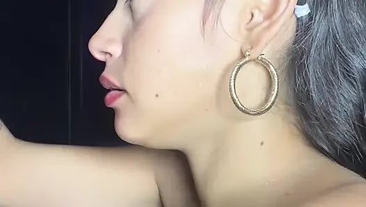 oral seks ve popo bu lezzetli penisle dolu