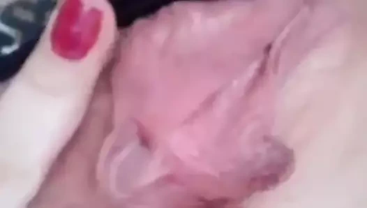 Sarışın parmak ona büyük kedi