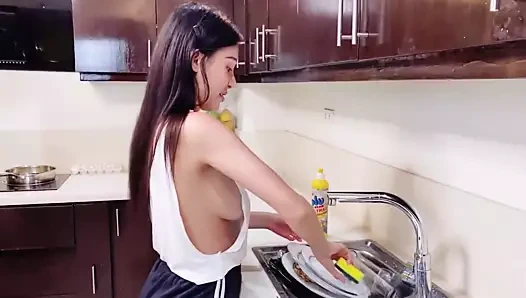 Büyük göğüsler ile sıcak anne