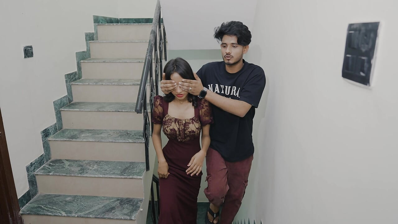 Koca Eşine Doğum Günü Romantik Zor Seks Veriyor, HD Net Ses