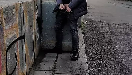 Sokakta sıcak riskli masturbasyon yapmak