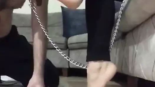 Köpeklerim ayaklarıma tapıyor