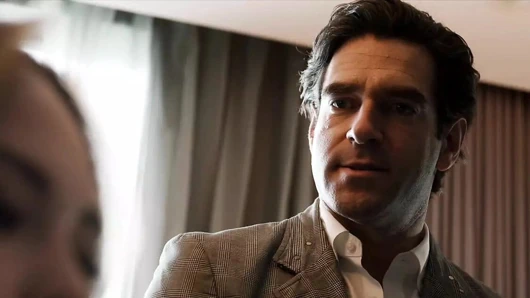 Derin. İlk kez ateşli evli kadın Lilly büyük zenci yarağı için yalvarmak zorunda