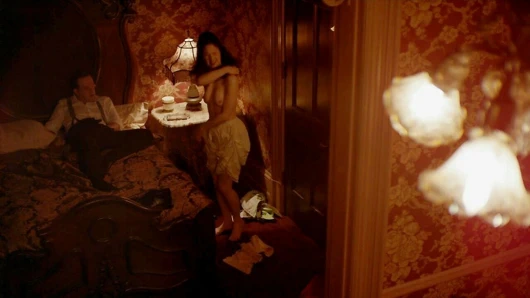 Rachel korine yanıp sönen memeler