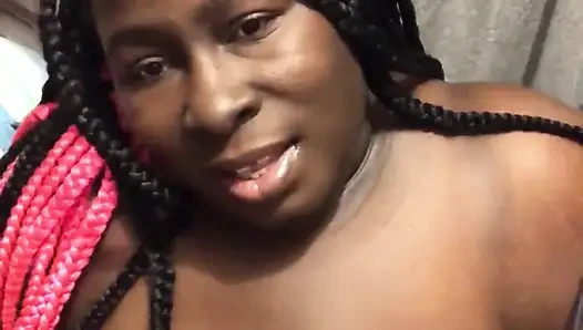 Hey bebeğim, penceremden geldiğin ve seninle dolapta oynamama izin verdiğin için teşekkür ederim.
