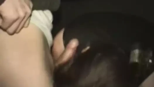 Sürtük sarışın hoşlanır ters cowgirl seks