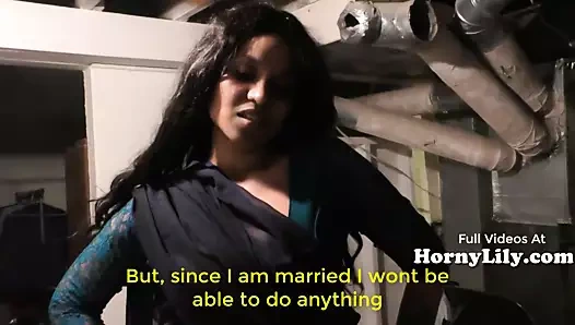 sıkılmış hint ev kadını üç meblağ için yalvarır (ingiliz subs)