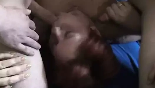 Yüzünde iki kez...