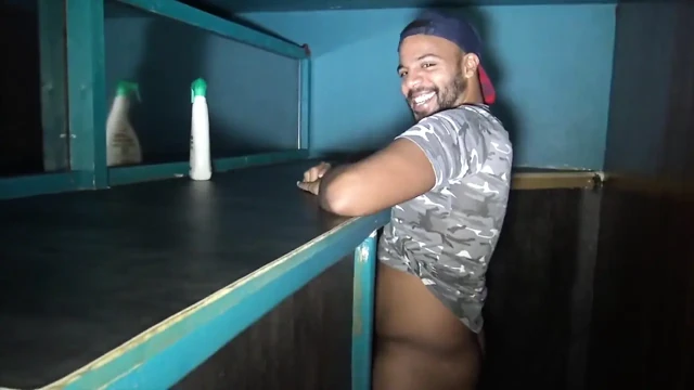 Dimitri seyx hetero latin noy tarafından prezervatifsiz sikiliyor