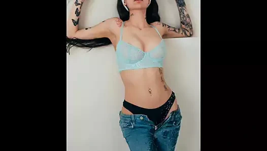 Danielle marie bregoli sadecefans'tan mastürbasyon yapıyor