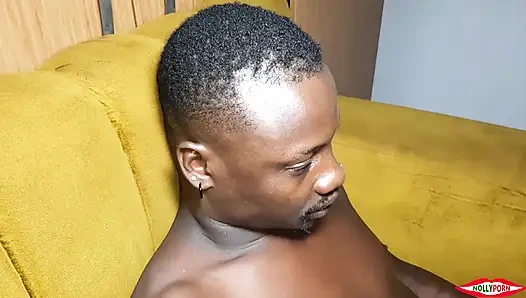 Elli büyük yarak delinmiş sürtük zencinin amcığı biraz daha istiyor