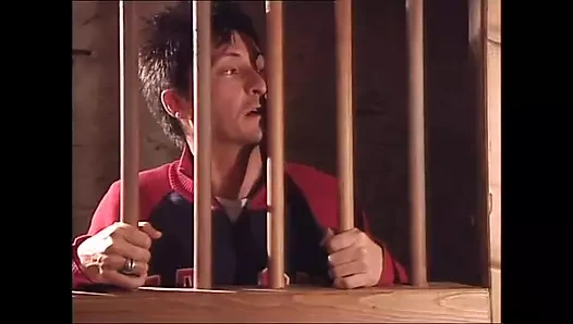 Kutsal manastırda anal grup esareti (tam film)