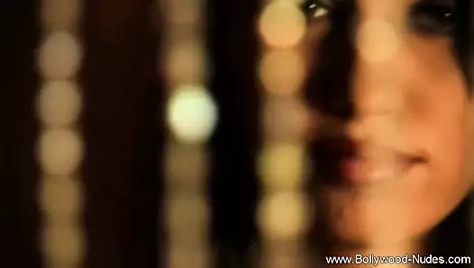 şehvetli Hint bebeğim seviyor için dans