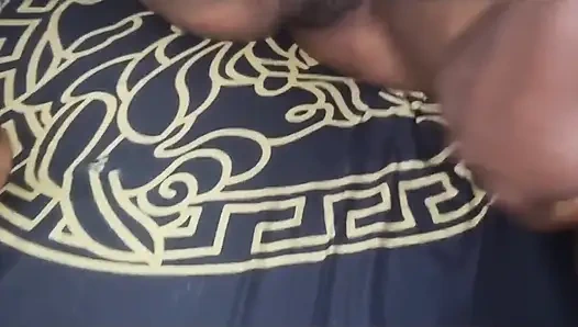 Его падчерица влажный сок, текущая киска заставляет меня кончить всегда как 2 минуты, мужчина