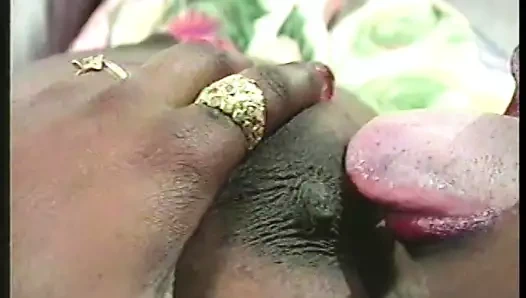 Sürtük sikikleri horoz sonra veren bj ve Başlarken beceriksizlik yemiş üzerinde the kanepe