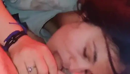 Üvey Babam Sikimi Sadece Boğazından Sikmek İstiyor