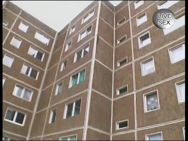 Asyalı piliç ıslak amını yalatıyor ve deliniyor