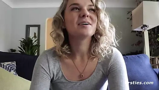 Caireen'e aşık olacaksınız - düğme kadar şirin