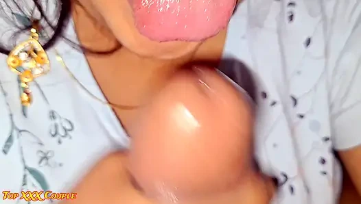 Linda novia me mama y semen caliente en la boca.