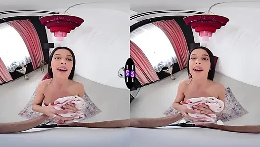 Asandra Dewy'nin sapık kıyafeti sert sakso ve sikişle bitiyor - teenmegaworld