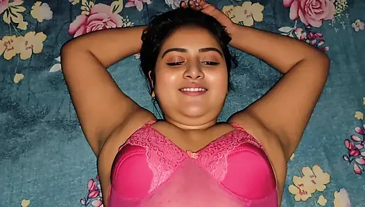 Sabah vakti Hintli bangla yenge ile romantik sikişme eğlencesi videosu.