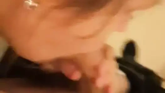 Jess, seksi Birleşik Krallık tıknaz sütyen