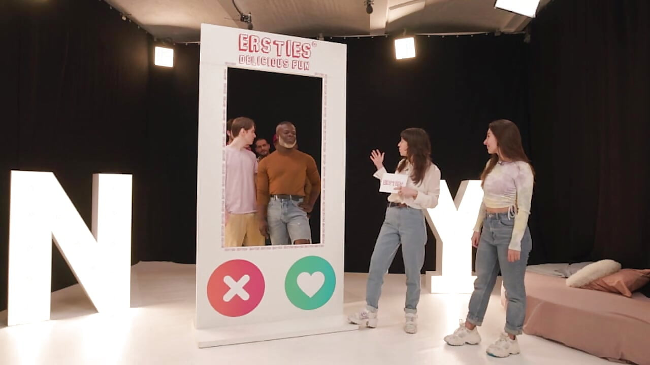 Ersties - gerçek hayatta tinder 2