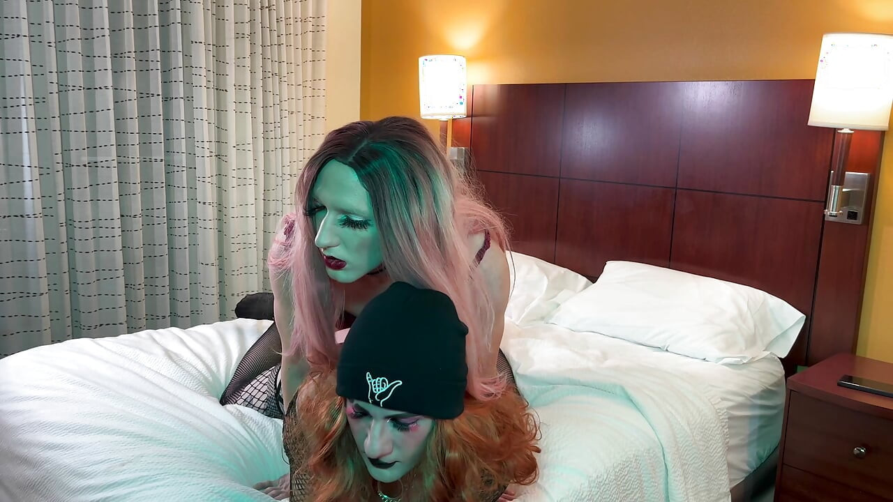 Femboy jade madison sikişiyor travesti Bailey Wilde derlemesi 2