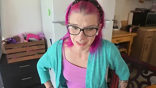 Üvey anne aşağılığı buluyor