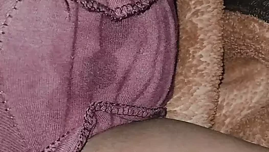 Evde kız arkadaşımla yakın çekim anal seks