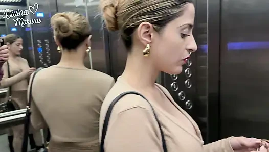 Komşum benden şeker istiyor ve sonunda yarağı götümde, spermi ağzımda ve gözümde