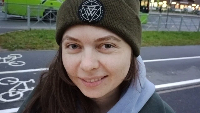 Sik emmek için bir komşuyu ziyaret ettim