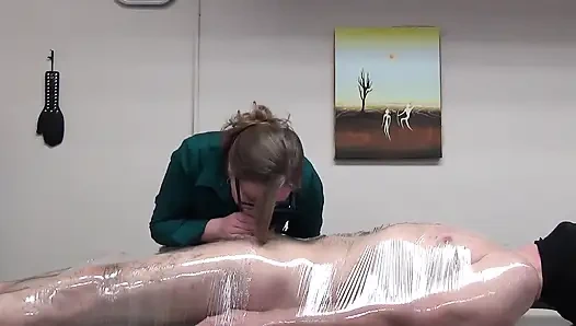 Bossy Shelby Volume1 başrolde Shelby Montgomery