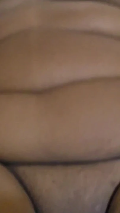 Незабываемый момент из "Моя шаловливая мачеха трахнула меня, а я вошла в ее киску"