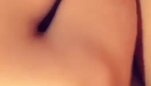 Alandra sanchez fahişenin amcığını ovuyor